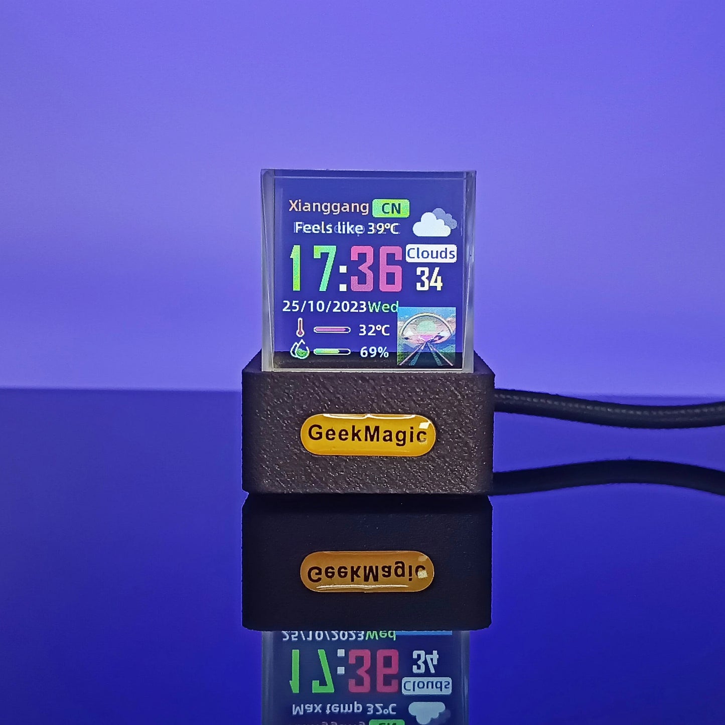 GeekMagic Crystal Holographic Display
