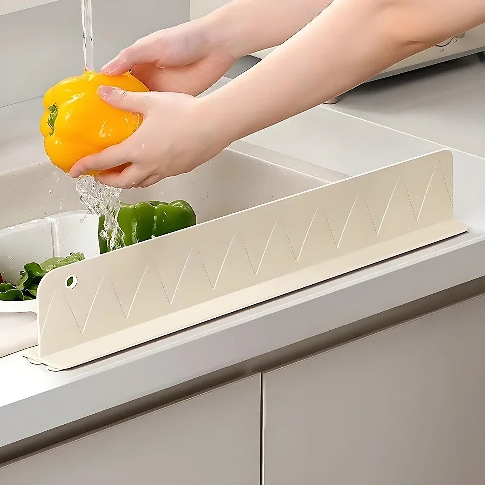 Silicone Sink Splash Guard with Suction Cups Secondary image